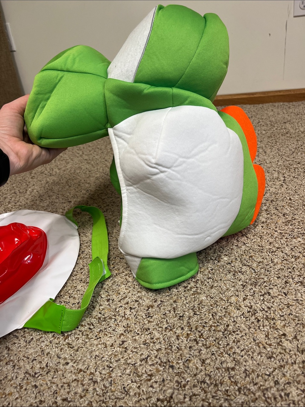 Nintendo Yoshi Plush Hat and Red Shell Backpack Straps - Green White Red - Picture 4 of 7